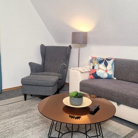 Ferienwohnung Landlicht Mit Terrasse In Ruhiger Lage Sulingen Exterior foto